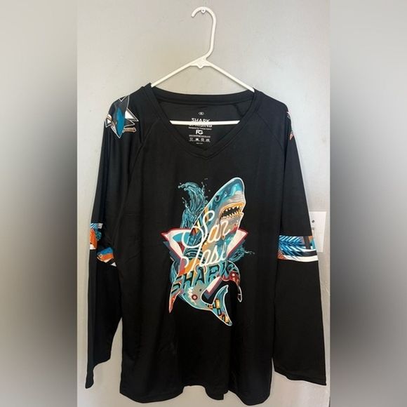 Promo San Jose Sharks NHL Tristan Eaton Shark Uprising Jersey Size Medium (M) - Picture 1 of 6